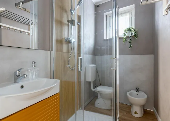 Διαμέρισμα Guesthost - Station & Airport Modern