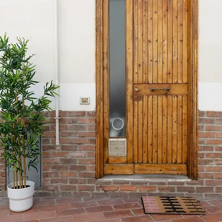 Station & Airport Modern Apartman Pisa